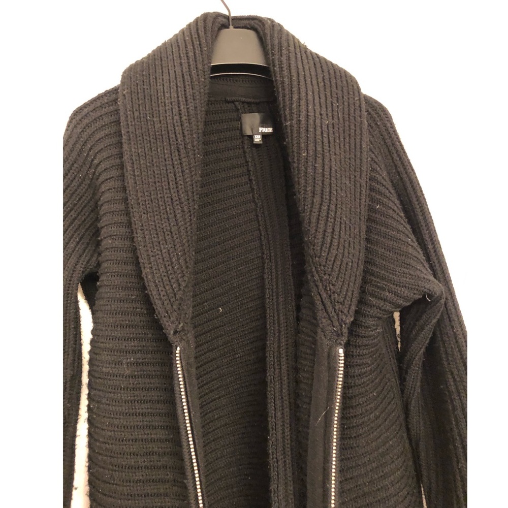 Wilfred Free Merino Wool Ribbed Sweater - Picture 3 of 4
